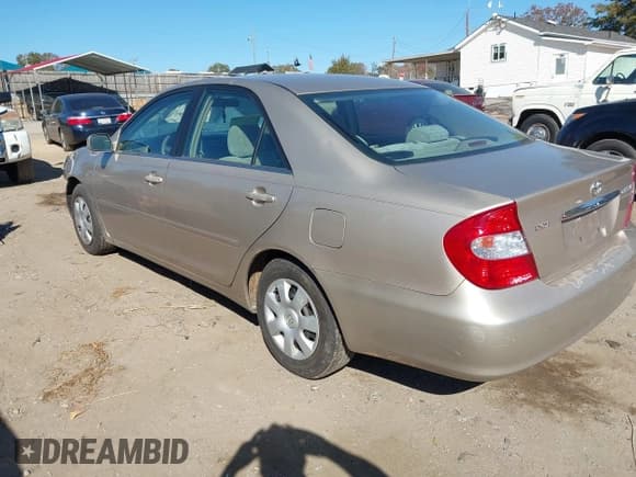 ✅ 2003 Toyota Camry LE • VIN: 4T1BE32K93U180713 • Lot: 43672253. Listed on IAAI with 162,985 mi. Free auction sales archive from the USA and detailed vehicle history report at DreamBid. Image 3.