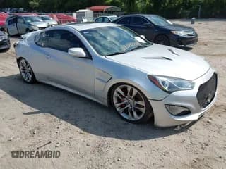 ✅ 2015 Hyundai Genesis Coupe 3.8L Base • VIN: KMHHU6KJ2FU128205 • Lot: 42449865. Wystawiony na IAAI z przebiegiem 104 398 mil. Bezpłatny archiwum sprzedaży aukcyjnych z USA i szczegółowy raport historii pojazdu na DreamBid. Zdjęcie 1.
