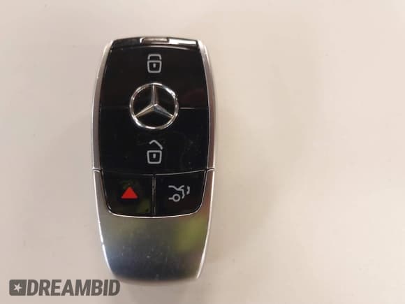 ✅ 2018 Mercedes-Benz S 450 • VIN: WDDUG6EB9JA350951 • Lot: 41875668. Listed on IAAI with 129,179 mi. Free auction sales archive from the USA and detailed vehicle history report at DreamBid. Image 11.