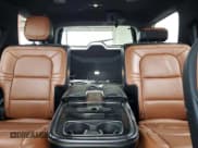 ✅ 2020 Lincoln Navigator Reserve • VIN: 5LMJJ2LT6LEL13993 • Lot: 65457915. Listed on Copart with 158,921 mi. Free auction sales archive from the USA and detailed vehicle history report at DreamBid. Image 10.