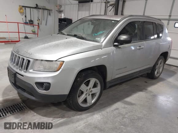 ✅ 2013 Jeep Compass Limited • VIN: 1C4NJDCB9DD270317 • Lot: 43611553. Listed on IAAI with 176,658 mi. Free auction sales archive from the USA and detailed vehicle history report at DreamBid. Image 2.
