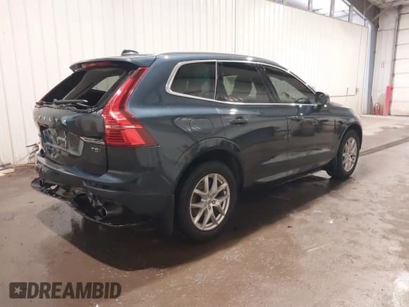 ✅ 2019 Volvo XC60 Momentum • VIN: LYV102RK3KB380784 • Lot: 42344137. Listed on IAAI with 61,315 mi. Free auction sales archive from the USA and detailed vehicle history report at DreamBid. Image 4.