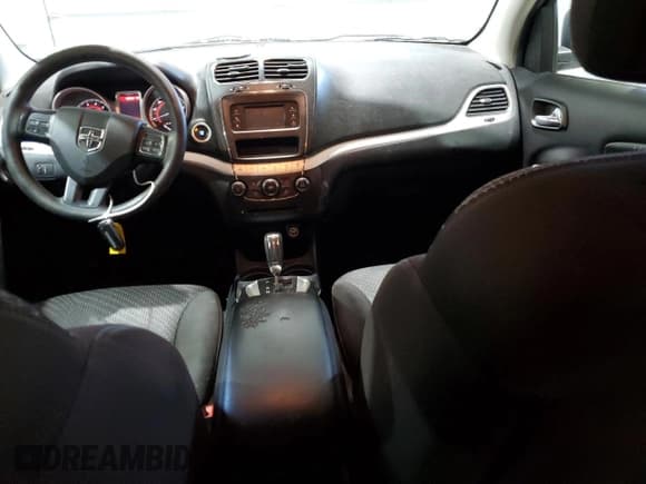 ✅ 2015 Dodge Journey American Value • VIN: 3C4PDCAB8FT614472 • Lot: 71176615. Wystawiony na Copart z przebiegiem 199 544 mil. Bezpłatny archiwum sprzedaży aukcyjnych z USA i szczegółowy raport historii pojazdu na DreamBid. Zdjęcie 8.