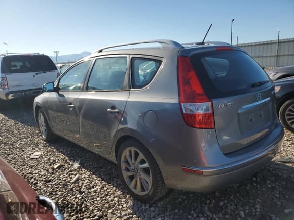 ✅ 2011 Hyundai Elantra SE • VIN: KMHDC8AE3BU101106 • Lot: 55803135. Listed on Copart with 148,358 mi. Free auction sales archive from the USA and detailed vehicle history report at DreamBid. Image 2.