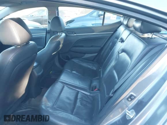 2017 Hyundai Elantra Limited z VIN KMHD84LF9HU164591, wystawiony jako IAAI lot #40614661 z przebiegiem 185 883 mil mil oraz . Historia ofert i sprzedaży dostępna na DreamBid. Obrazek 8.