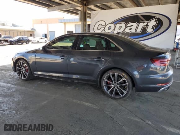 ✅ 2018 Audi S4 Prestige • VIN: WAUC4AF4XJA012408 • Lot: 67437365. Wystawiony na Copart z przebiegiem 51 047 mil. Bezpłatny archiwum sprzedaży aukcyjnych z USA i szczegółowy raport historii pojazdu na DreamBid. Zdjęcie 2.