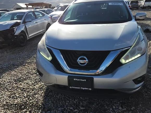 ✅ 2017 Nissan Murano SL • VIN: 5N1AZ2MH5HN181886 • Lot: 85898575. Wystawiony na Copart z przebiegiem 95 481 mil. Bezpłatny archiwum sprzedaży aukcyjnych z USA i szczegółowy raport historii pojazdu na DreamBid. Zdjęcie 15.