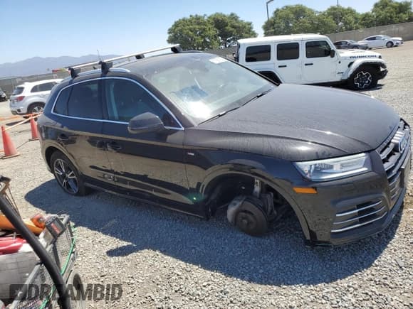 ✅ 2020 Audi Q5 Premium • VIN: WA1G2AFY3L2049515 • Лот: 67580264. Опубликован ранее на Copart с пробегом 58 636 миль. Бесплатный доступ к архиву аукционных продаж из США и подробный отчёт об истории автомобиля на DreamBid. Изображение 4.