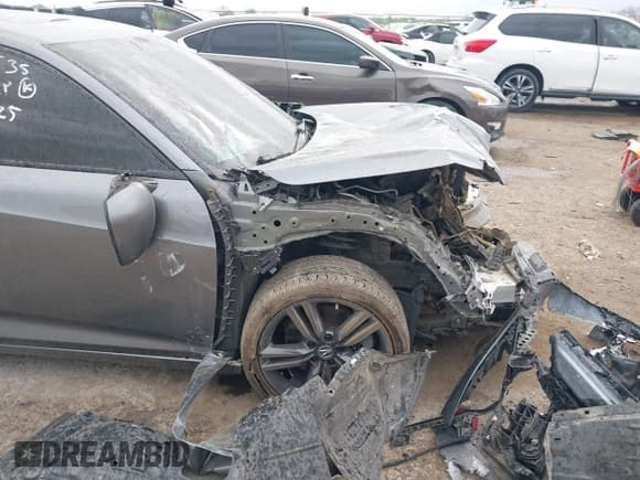 ✅ 2024 Acura Integra w/A-Spec Package • VIN: 19UDE4H33RA022978 • Lot: 41941756. Listed on IAAI with 15,672 mi. Free auction sales archive from the USA and detailed vehicle history report at DreamBid. Image 6.