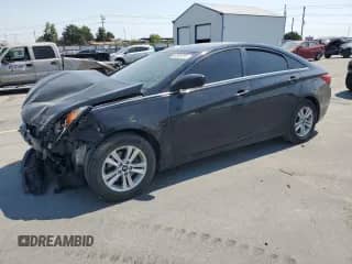 2013 Hyundai Sonata GLS z VIN 5NPEB4AC0DH773298, wystawiony jako Copart lot #64208155 z przebiegiem 154 267 mil mil oraz Szkoda całkowita • Salvage title. Historia ofert i sprzedaży dostępna na DreamBid. Obrazek 1.