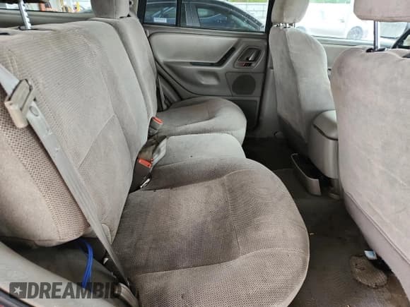 ✅ 2000 Jeep Grand Cherokee Laredo • VIN: 1J4GW48S1YC389472 • Lot: 81714815. Listed on Copart with 266,871 mi. Free auction sales archive from the USA and detailed vehicle history report at DreamBid. Image 11.