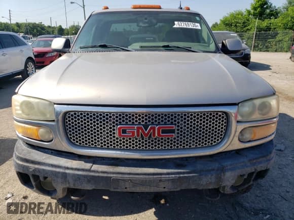 ✅ 2004 GMC Sierra Denali • VIN: 2GTFK69U641123986 • Lot: 62769135. Listed on Copart with Not provided. Free auction sales archive from the USA and detailed vehicle history report at DreamBid. Image 5.