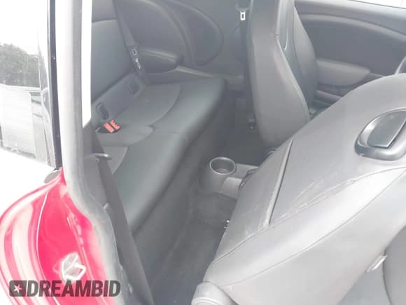 ✅ 2011 MINI Hardtop • VIN: WMWSU3C59BT097994 • Lot: 42361216. Listed on IAAI with 138,074 mi. Free auction sales archive from the USA and detailed vehicle history report at DreamBid. Image 8.