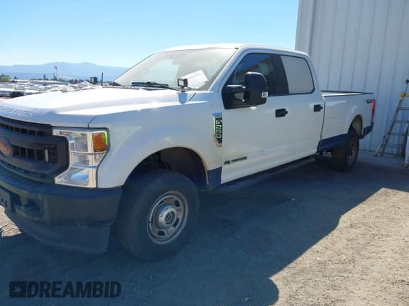 ✅ 2020 Ford F-250 XL • VIN: 1FT7W2BT5LED59626 • Lot: 42866156. Listed on IAAI with 90,541 mi. Free auction sales archive from the USA and detailed vehicle history report at DreamBid. Image 2.