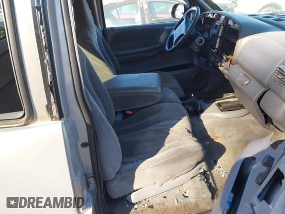 ✅ 2000 Dodge Dakota • VIN: 1B7GL22X9YS521262 • Lot: 41635416. Wystawiony na IAAI z przebiegiem 403 083 mil. Bezpłatny archiwum sprzedaży aukcyjnych z USA i szczegółowy raport historii pojazdu na DreamBid. Zdjęcie 5.