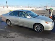 ✅ 2002 Toyota Camry XLE • VIN: JTDBF30K020058249 • Lot: 43419526. Wystawiony na IAAI z przebiegiem 185 552 mil. Bezpłatny archiwum sprzedaży aukcyjnych z USA i szczegółowy raport historii pojazdu na DreamBid. Zdjęcie 13.