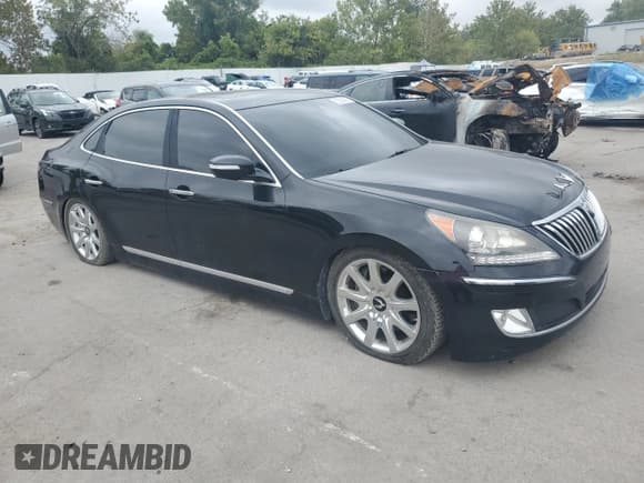 ✅ 2013 Hyundai Equus Signature • VIN: KMHGH4JH6DU071474 • Lot: 83804985. Listed on Copart with 135,232 mi. Free auction sales archive from the USA and detailed vehicle history report at DreamBid. Image 4.