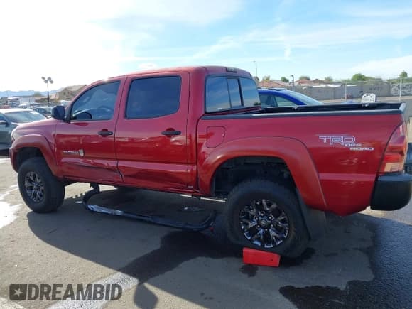 ✅ 2006 Toyota Tacoma PreRunner • VIN: 5TEJU62N36Z244903 • Lot: 43727547. Listed on IAAI with 175,956 mi. Free auction sales archive from the USA and detailed vehicle history report at DreamBid. Image 6.