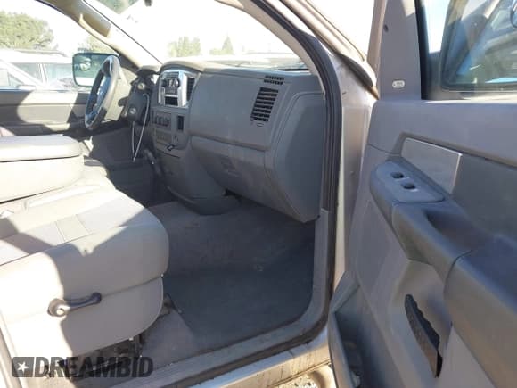 ✅ 2008 Dodge RAM • VIN: 3D3KR28A58G203584 • Лот: 41557621. Опубликован ранее на IAAI с пробегом 95 123 миль. Бесплатный доступ к архиву аукционных продаж из США и подробный отчёт об истории автомобиля на DreamBid. Изображение 5.