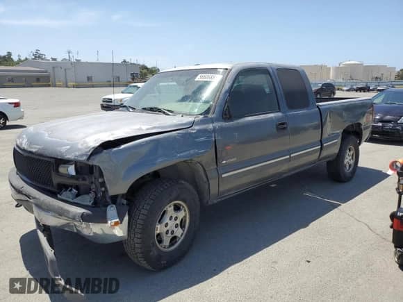 2000 Chevrolet Silverado 1500 LT с VIN 1GCEK19T5YE147447, выставлен на аукционе Copart как лот 56606885 с пробегом 177 130 миль миль и Списание • Salvage title. История ставок и продаж доступна на DreamBid. Изображение 1.