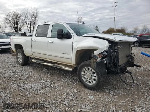 ✅ 2015 Chevrolet Silverado 3500HD LTZ • VIN: 1GC4K0C87FF143742 • Lot: 91031145. Listed on Copart with 361,821 mi. Free auction sales archive from the USA and detailed vehicle history report at DreamBid. Image 4.