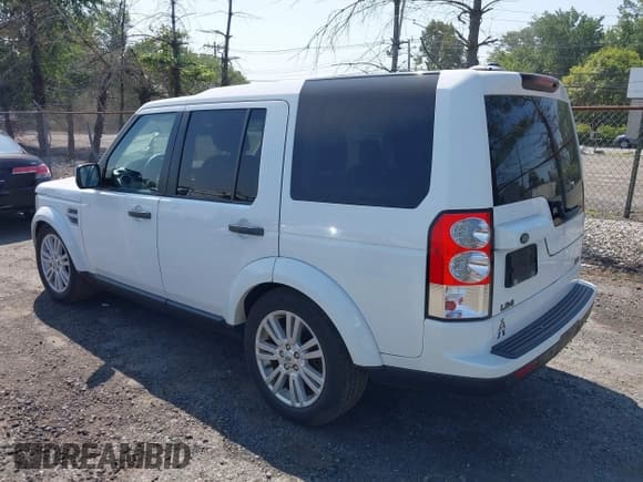 ✅ 2012 Land Rover LR4 HSE • VIN: SALAG2D45CA604272 • Лот: 42960396. Опубликован ранее на IAAI с пробегом 199 149 миль. Бесплатный доступ к архиву аукционных продаж из США и подробный отчёт об истории автомобиля на DreamBid. Изображение 3.