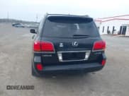 ✅ 2010 Lexus LX 570 • VIN: JTJHY7AX8A4053567 • Lot: 41726771. Listed on IAAI with 141,152 mi. Free auction sales archive from the USA and detailed vehicle history report at DreamBid. Image 16.