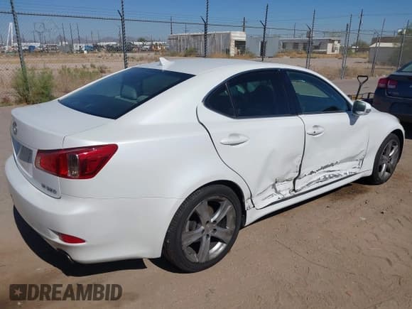 ✅ 2011 Lexus IS 250 • VIN: JTHBF5C24B5154684 • Lot: 42214896. Listed on IAAI with Not provided. Free auction sales archive from the USA and detailed vehicle history report at DreamBid. Image 4.
