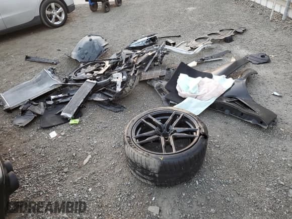 ✅ 2020 BMW M8 • VIN: WBSAE0C01LCD95354 • Лот: 75557504. Опубликован ранее на Copart с пробегом Не указан. Бесплатный доступ к архиву аукционных продаж из США и подробный отчёт об истории автомобиля на DreamBid. Изображение 14.