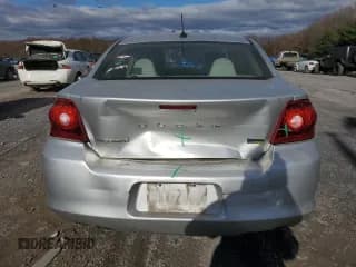 ✅ 2011 Dodge Avenger Express • VIN: 1B3BD4FG3BN559039 • Lot: 80277444. Wystawiony na Copart z przebiegiem 226 259 mil. Bezpłatny archiwum sprzedaży aukcyjnych z USA i szczegółowy raport historii pojazdu na DreamBid. Zdjęcie 6.