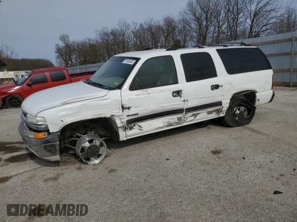 ✅ 2001 Chevrolet Suburban LS • VIN: 3GNEC16T31G111229 • Лот: 51053805. Опубликован ранее на Copart с пробегом 235 889 миль. Бесплатный доступ к архиву аукционных продаж из США и подробный отчёт об истории автомобиля на DreamBid. Изображение 1.