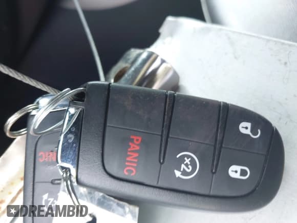 ✅ 2019 Jeep Compass Latitude • VIN: 3C4NJCBB8KT715780 • Lot: 42808883. Listed on IAAI with 94,011 mi. Free auction sales archive from the USA and detailed vehicle history report at DreamBid. Image 11.