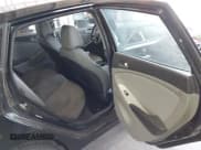 ✅ 2013 Hyundai Accent GS • VIN: KMHCT5AE0DU081040 • Lot: 42714515. Wystawiony na IAAI z przebiegiem 113 917 mil. Bezpłatny archiwum sprzedaży aukcyjnych z USA i szczegółowy raport historii pojazdu na DreamBid. Zdjęcie 8.