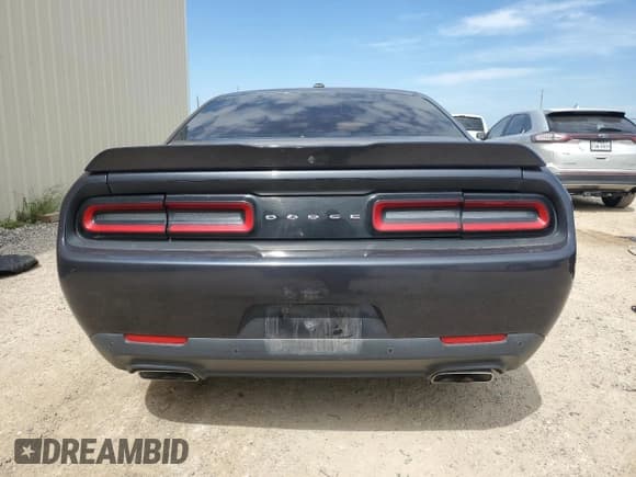 ✅ 2019 Dodge Challenger R/T • VIN: 2C3CDZBT5KH551072 • Lot: 55223364. Wystawiony na Copart z przebiegiem 80 410 mil. Bezpłatny archiwum sprzedaży aukcyjnych z USA i szczegółowy raport historii pojazdu na DreamBid. Zdjęcie 6.