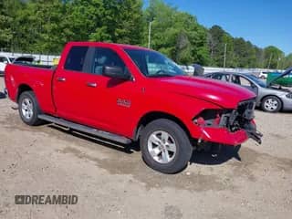 2017 Ram 1500 SLT z VIN 1C6RR6GG5HS678804, wystawiony jako IAAI lot #42050344 z przebiegiem 210 987 mil mil oraz . Historia ofert i sprzedaży dostępna na DreamBid. Obrazek 1.