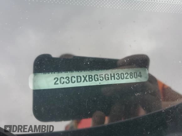 ✅ 2016 Dodge Charger SE • VIN: 2C3CDXBG5GH302804 • Lot: 82253325. Listed on Copart with 177,577 mi. Free auction sales archive from the USA and detailed vehicle history report at DreamBid. Image 13.