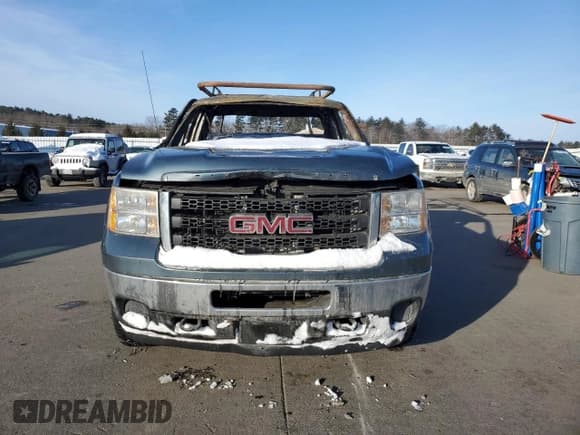 ✅ 2011 GMC Sierra 2500HD Work Truck • VIN: 1GT22ZCG1BZ431316 • Лот: 44495405. Опубликован ранее на Copart с пробегом Не указан. Бесплатный доступ к архиву аукционных продаж из США и подробный отчёт об истории автомобиля на DreamBid. Изображение 5.
