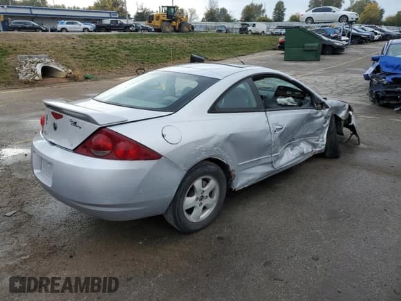 ✅ 1999 Mercury Cougar • VIN: 1ZWHT61L0X5643122 • Lot: 77813494. Wystawiony na Copart z przebiegiem 97 270 mil. Bezpłatny archiwum sprzedaży aukcyjnych z USA i szczegółowy raport historii pojazdu na DreamBid. Zdjęcie 3.