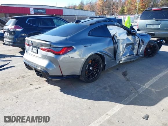 ✅ 2023 BMW M4 Competition xDrive • VIN: WBS43AZ01PCM48086 • Lot: 40899240. Wystawiony na IAAI z przebiegiem 9 597 mil. Bezpłatny archiwum sprzedaży aukcyjnych z USA i szczegółowy raport historii pojazdu na DreamBid. Zdjęcie 4.