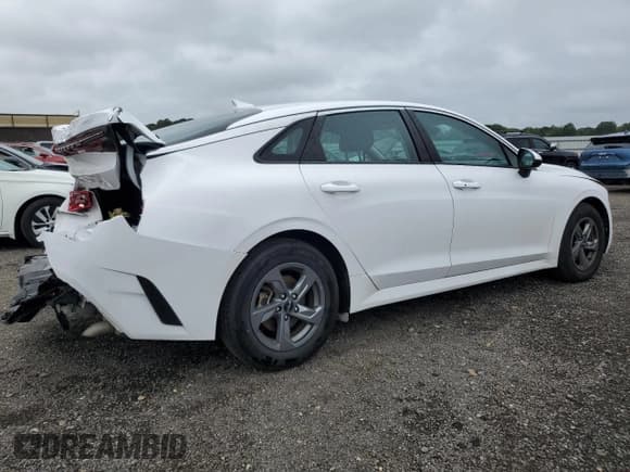 ✅ 2024 Kia K5 LXS • VIN: 5XXG14J20RG236923 • Lot: 72044155. Listed on Copart with 40,951 mi. Free auction sales archive from the USA and detailed vehicle history report at DreamBid. Image 3.