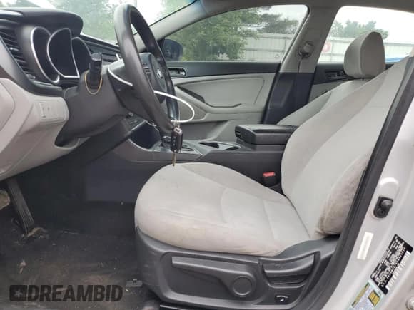 ✅ 2014 Kia Optima LX • VIN: 5XXGM4A76EG331614 • Lot: 61835245. Listed on Copart with 177,922 mi. Free auction sales archive from the USA and detailed vehicle history report at DreamBid. Image 7.