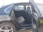 ✅ 2015 Volkswagen Passat SE • VIN: 1VWBV7A34FC037701 • Лот: 43715688. Опубликован ранее на IAAI с пробегом 180 467 миль. Бесплатный доступ к архиву аукционных продаж из США и подробный отчёт об истории автомобиля на DreamBid. Изображение 8.