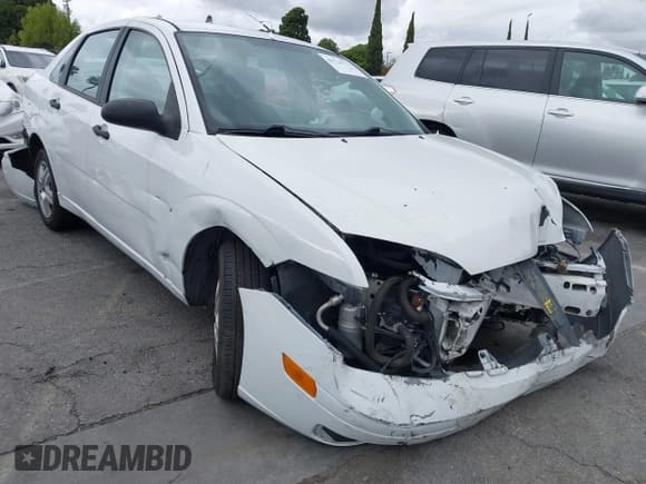 ✅ 2005 Ford Focus S • VIN: 1FAFP34N95W195622 • Lot: 43724712. Listed on IAAI with Not provided. Free auction sales archive from the USA and detailed vehicle history report at DreamBid. Image 1.
