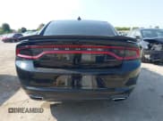 ✅ 2018 Dodge Charger GT • VIN: 2C3CDXJG8JH207520 • Lot: 43165500. Wystawiony na IAAI z przebiegiem 40 311 mil. Bezpłatny archiwum sprzedaży aukcyjnych z USA i szczegółowy raport historii pojazdu na DreamBid. Zdjęcie 17.