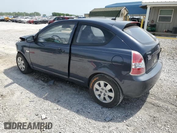 ✅ 2008 Hyundai Accent GS • VIN: KMHCM36C38U082276 • Лот: 57222655. Опубликован ранее на Copart с пробегом 198 504 миль. Бесплатный доступ к архиву аукционных продаж из США и подробный отчёт об истории автомобиля на DreamBid. Изображение 2.