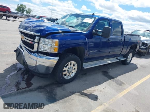 ✅ 2013 Chevrolet Silverado 2500HD LT • VIN: 1GC1KXCG1DF196694 • Lot: 42320081. Listed on IAAI with 93,305 mi. Free auction sales archive from the USA and detailed vehicle history report at DreamBid. Image 19.