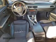 ✅ 2007 BMW 3 Series 335i • VIN: WBAVB73557VF50372 • Лот: 93662355. Опубликован ранее на Copart с пробегом 200 212 миль. Бесплатный доступ к архиву аукционных продаж из США и подробный отчёт об истории автомобиля на DreamBid. Изображение 8.