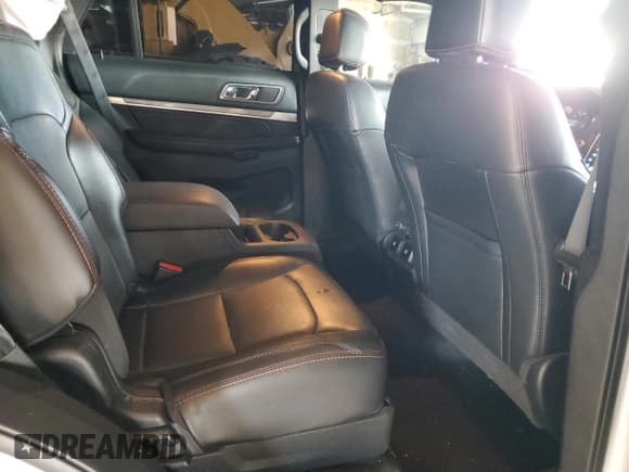 ✅ 2017 Ford Explorer Sport • VIN: 1FM5K8GT6HGD64453 • Lot: 57510005. Wystawiony na Copart z przebiegiem 110 509 mil. Bezpłatny archiwum sprzedaży aukcyjnych z USA i szczegółowy raport historii pojazdu na DreamBid. Zdjęcie 11.