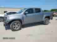 2020 Chevrolet Colorado 2WD Z71 z VIN 1GCGSDEN3L1226598, wystawiony jako Copart lot #57973175 z przebiegiem 68 351 mil mil oraz Szkoda całkowita • Salvage title. Historia ofert i sprzedaży dostępna na DreamBid. Obrazek 1.