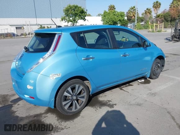 ✅ 2015 Nissan LEAF S • VIN: 1N4AZ0CP6FC330483 • Лот: 42217559. Опубликован ранее на IAAI с пробегом 35 216 миль. Бесплатный доступ к архиву аукционных продаж из США и подробный отчёт об истории автомобиля на DreamBid. Изображение 4.